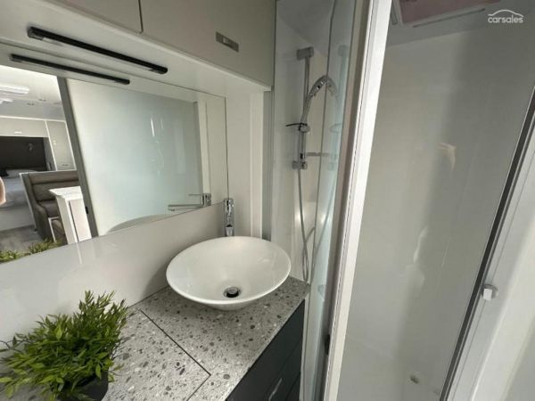 2025 Design RV Crx V5-2 image