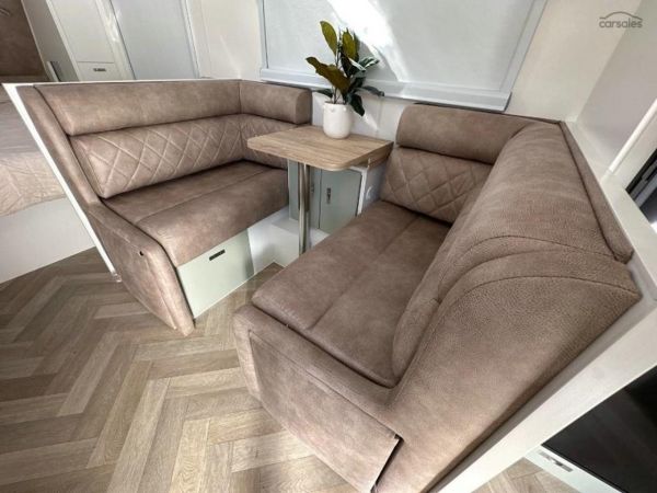 2025 Design RV Crx V1-1 image