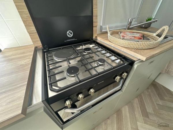 2025 Design RV Crx V1-1 image