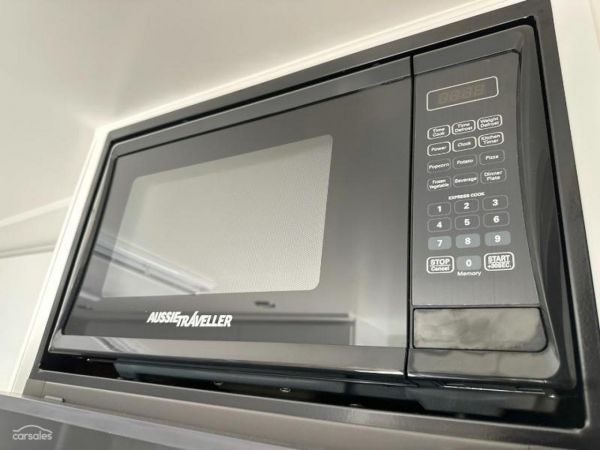 2025 Design RV Crx V1-1 image