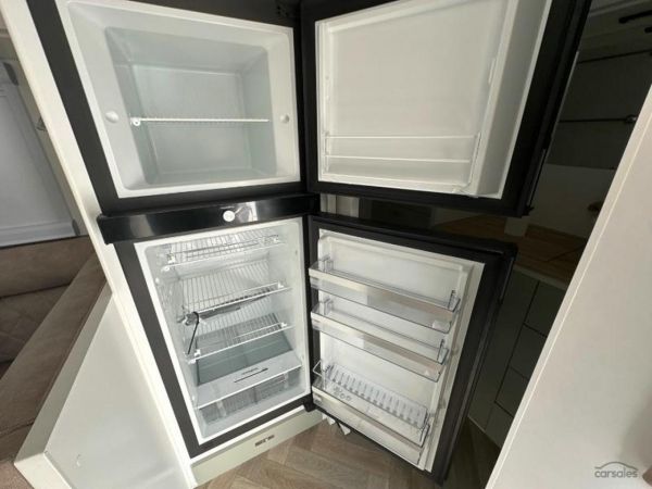 2025 Design RV Crx V1-1 image