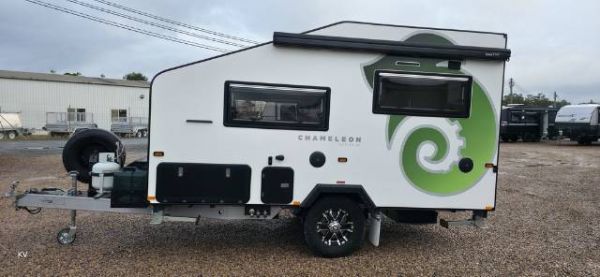 2022 Crusader Chameleon Caravan image