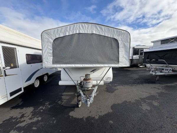 2011 Roma Cruza Pop Top image