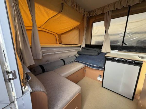 2011 Roma Cruza Pop Top image