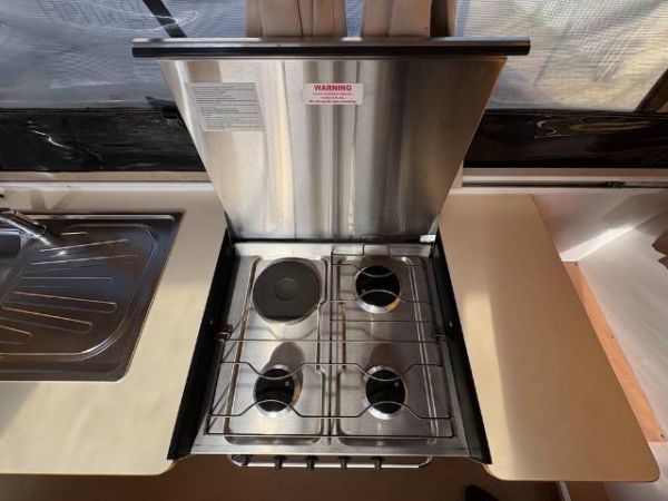 2011 Roma Cruza Pop Top image