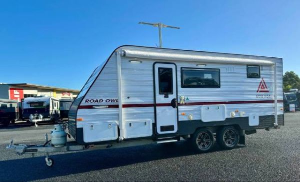 2021 New Age Caravans Roadowl Family 3 Bunk Caravan RO19BE COMFORT PLUS image