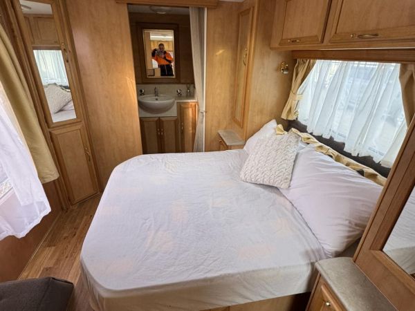 2005 Roma ELEGANCE Caravan image