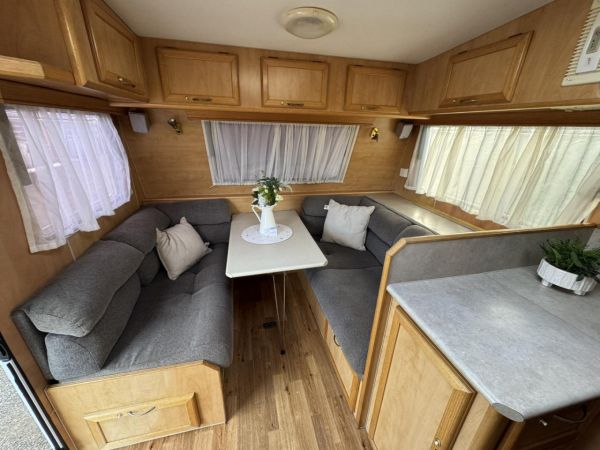 2005 Roma ELEGANCE Caravan image