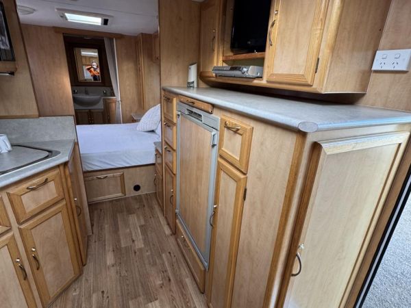 2005 Roma ELEGANCE Caravan image