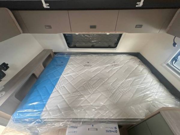 2025 Jayco Discovery Pop Top 17.58-1.OB.DY-MY25 image