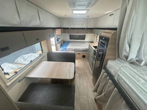 2025 Jayco Discovery Pop Top 17.58-1.OB.DY-MY25 image