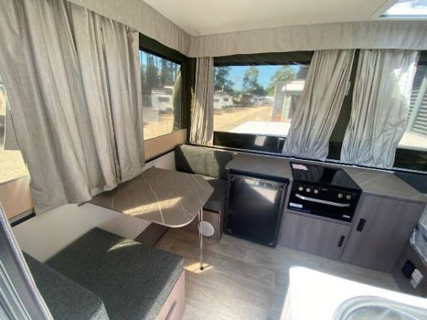 2025 Jayco Penguin Camper Trailer OB.CP-MY25 image