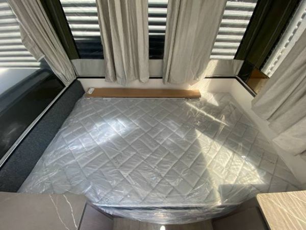 2025 Jayco Penguin Camper Trailer OB.CP-MY25 image