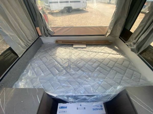 2025 Jayco Penguin Camper Trailer CP-MY25 image