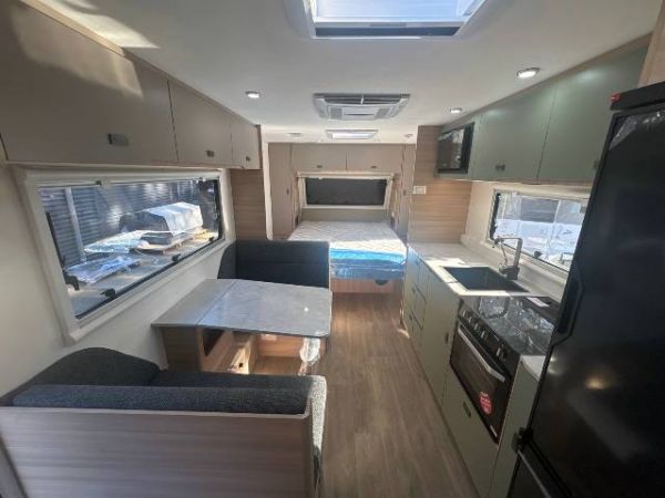 2025 Jayco Discovery Caravan 19.61-2.DY-MY25 image