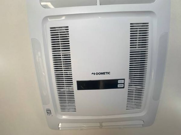 2025 Jayco Discovery Caravan 19.61-2.DY-MY25 image