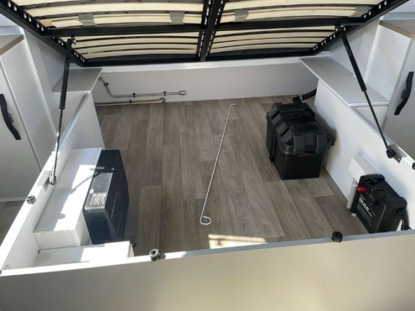 2025 Avan Aspire Caravan 587-1 image