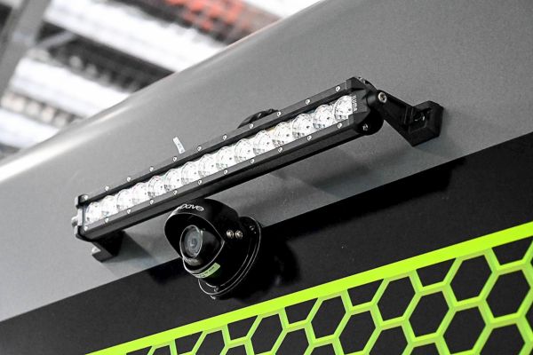 2025 Design RV Crx V7.7 Caravan image