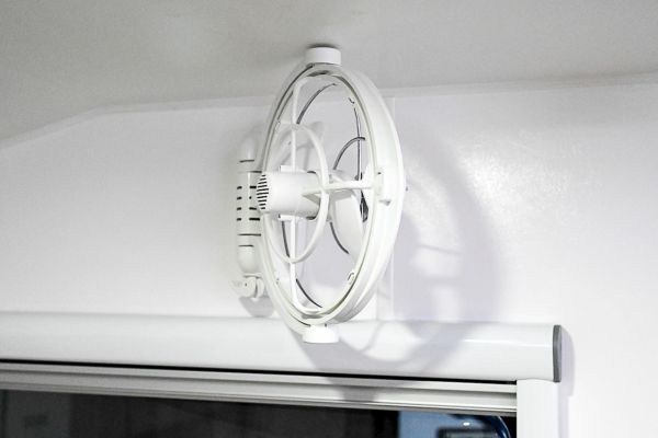 2025 Design RV Crx V7.7 Caravan image