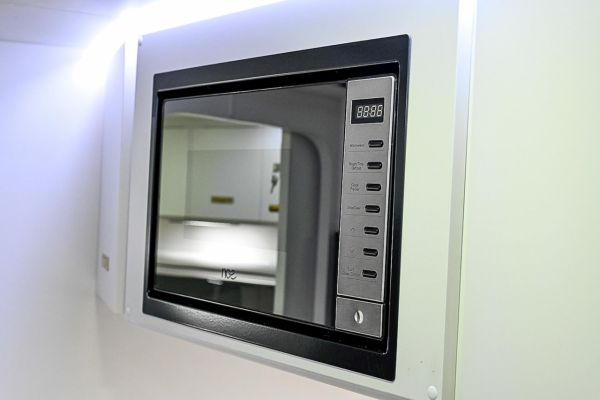 2025 Design RV Crx V7.7 Caravan image