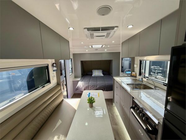 2025 URBAN Tungsten Tuff 17.10 Tuff X Front Door Version Other image