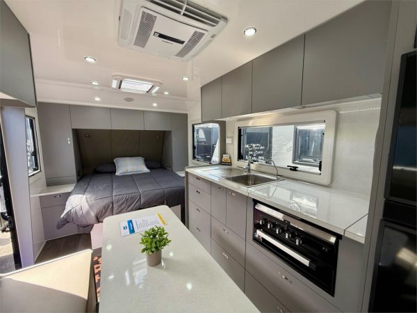 2025 URBAN Tungsten Tuff 17.10 Tuff X Front Door Version Other image