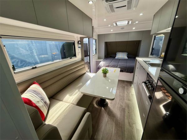 2025 URBAN Tungsten Tuff 17.10 Tuff X Front Door Version Other image