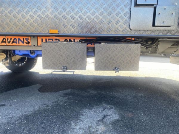 2025 URBAN Tungsten Tuff 17.10 Tuff X Front Door Version Other image