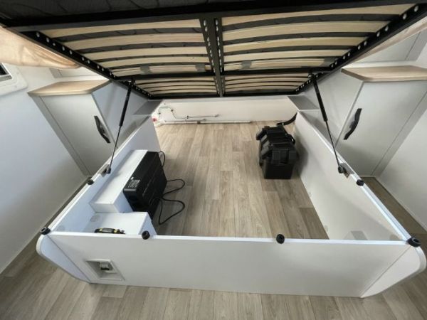 2025 A'Van Aspire Pop Top 555-3 image