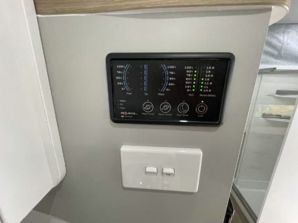 2025 A'Van Aspire Pop Top 555-3 image