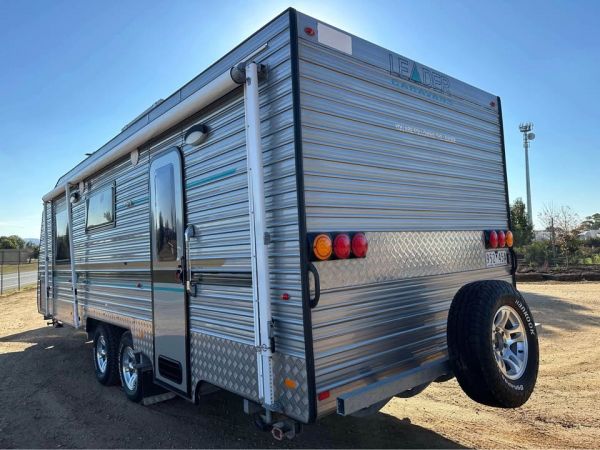 2014 LEADER GOLD Semi Off Road Caravan image