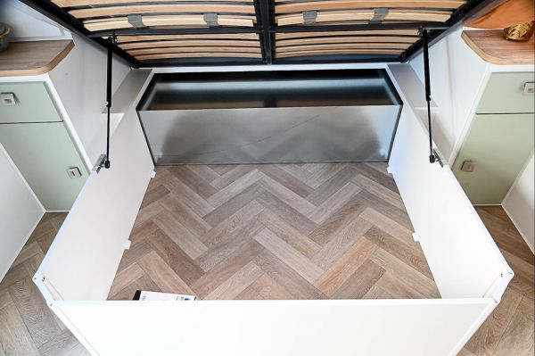 2025 Design RV Forerunner F2-7 Family Caravan image