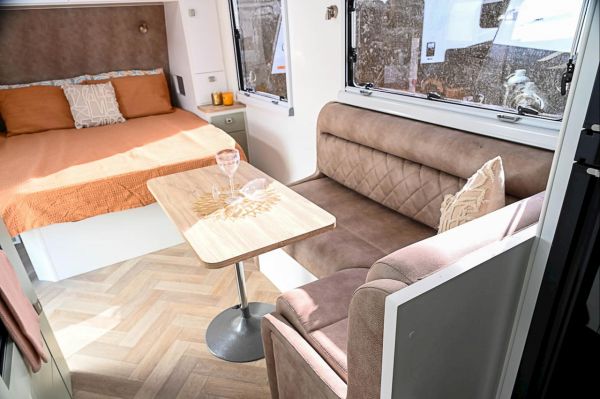 2025 Design RV Forerunner F2-7 Family Caravan image