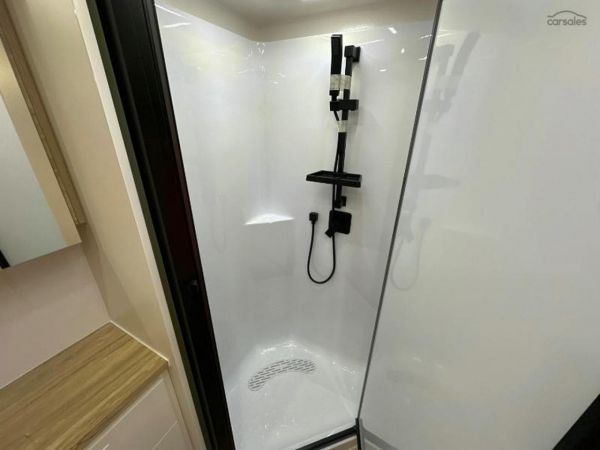 2025 Royal Flair Designer image