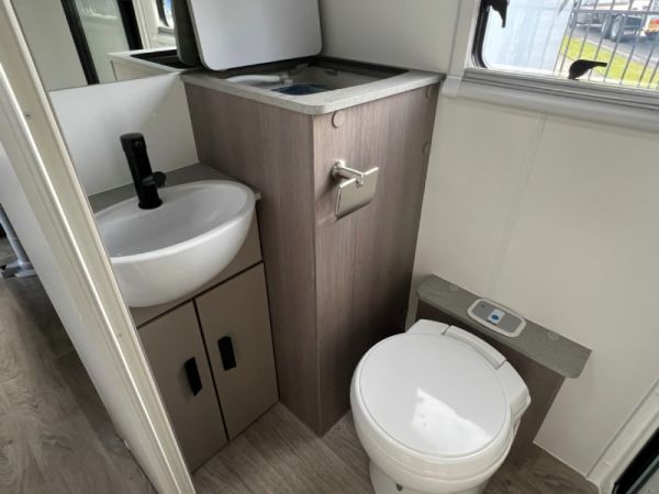 2024 Jayco Journey Caravan 19.61-3.OB.JY-MY24 image