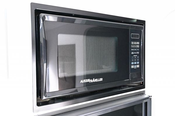 2025 Design RV Forerunner V1.1 Caravan image