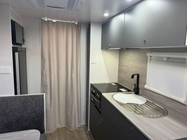 2025 Jayco Starcraft Caravan 19.61-3.BP.SC-MY25 image