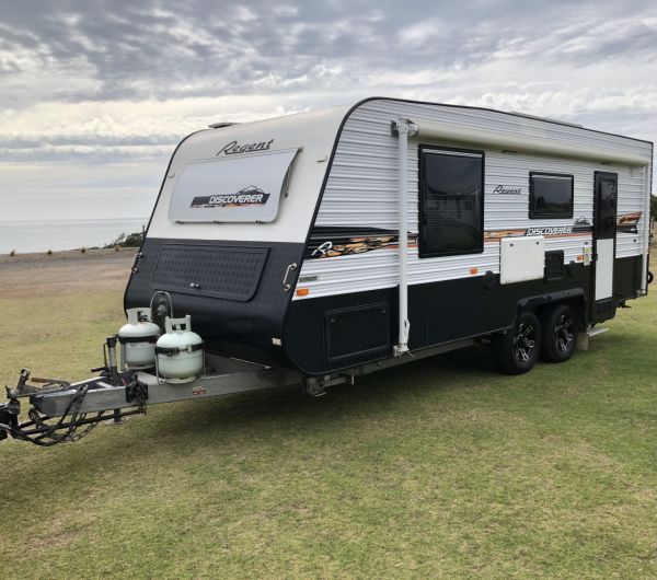 2018 Regent 19'6 Discoverer Full Caravan image