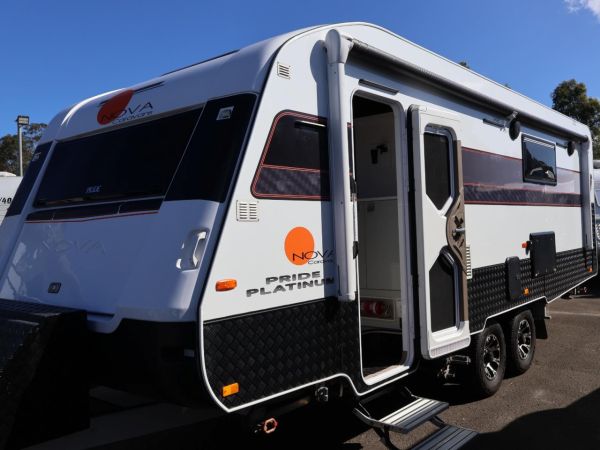 2018 NOVA CARAVANS PRIDE PLATINUM CARAVAN 22-17F 23ft 11 image