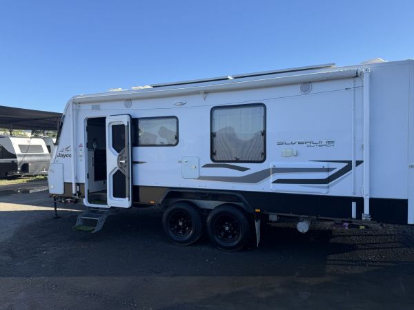 2015 Jayco Silverline Outback Caravan image