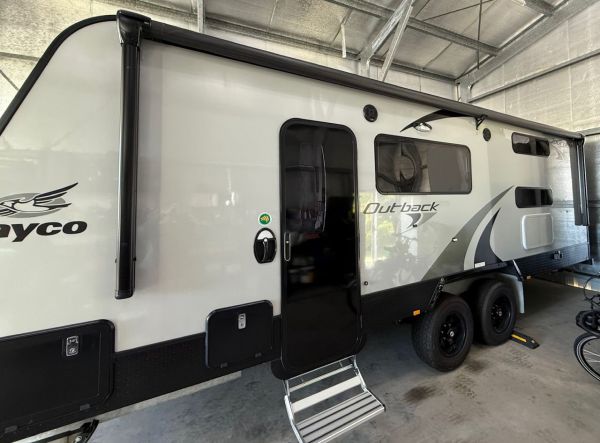 2023 Jayco 22.68-4 Journey Outback Caravan - PRICE FIRM image