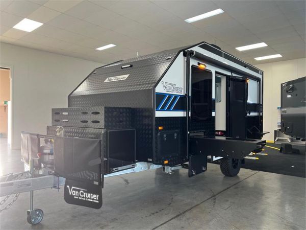 2025 Van Cruiser Caravans INTERCEPTOR Caravan image