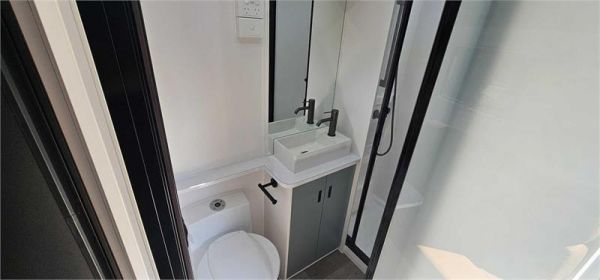 2025 On The Move Caravans Traxx Off-Road 16' Caravan image