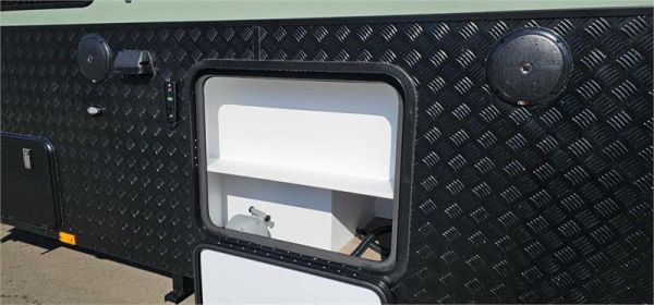 2025 On The Move Caravans Traxx Off-Road 16' Caravan image