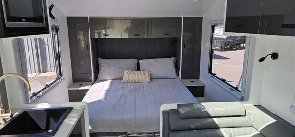 2025 On The Move Caravans Traxx Off-Road 19' Rear Door Caravan image