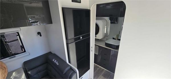 2025 On The Move Caravans Traxx Off-Road 19' Rear Door Caravan image