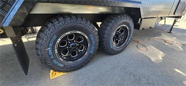 2025 On The Move Caravans Traxx Off-Road 19' Rear Door Caravan image