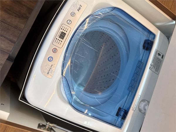 2025 On The Move Caravans Storm 5.5 Caravan image