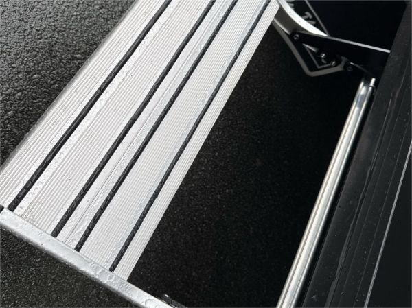 2025 On The Move Caravans Storm 5.5 Caravan image