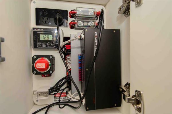 2025 On The Move Caravans Adventure 6.3 Black Edition Caravan image